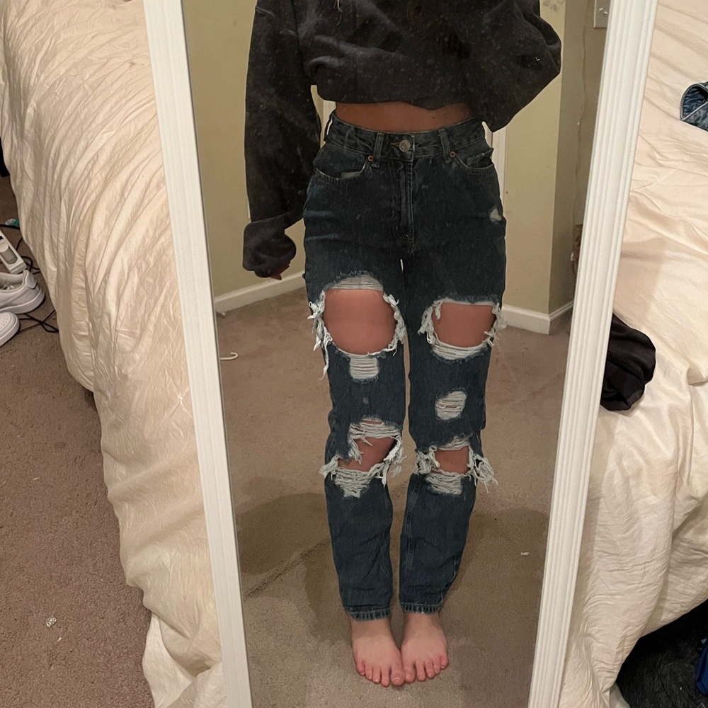 Urban Outfitters BDG High Rise Mom Jeans Medium Wash
